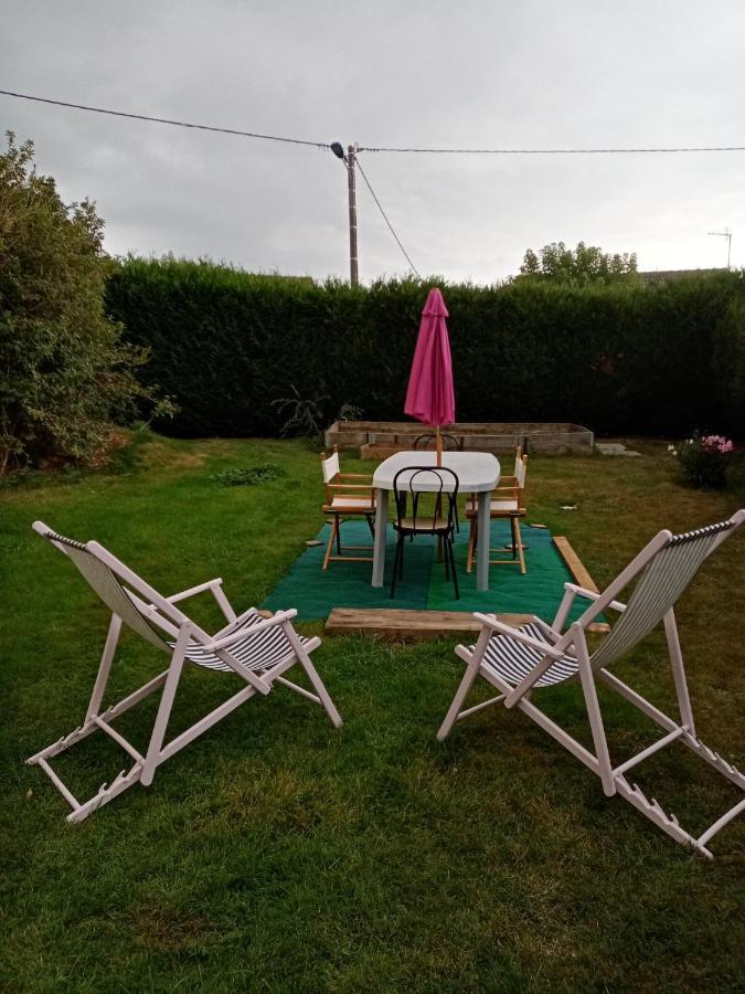 ヴェルヌイユ・ダヴル・エ・ディトン Au Calme Bed & Breakfast エクステリア 写真